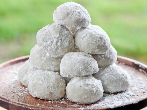 Mexican Wedding Cookies & Engagment Photos