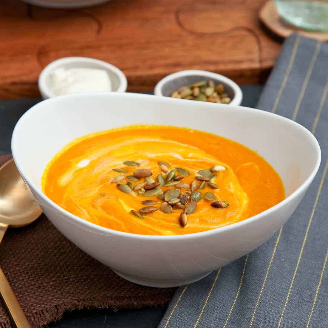 creamy turmeric carrot soup