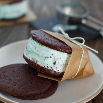 Mint Ice Cream Sandwiches