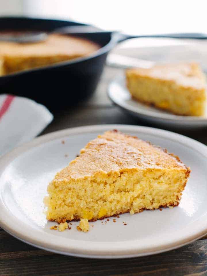 Buttermilk Skillet Cornbread