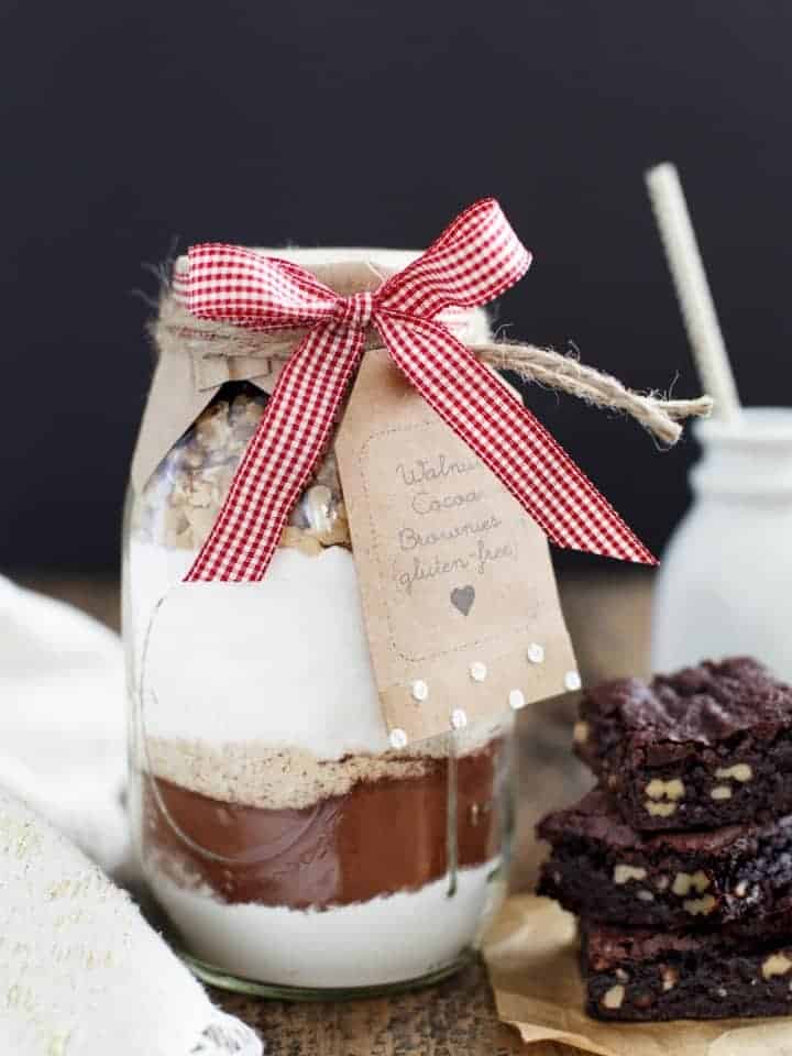 Gift in a Jar: Walnut Cocoa Brownies