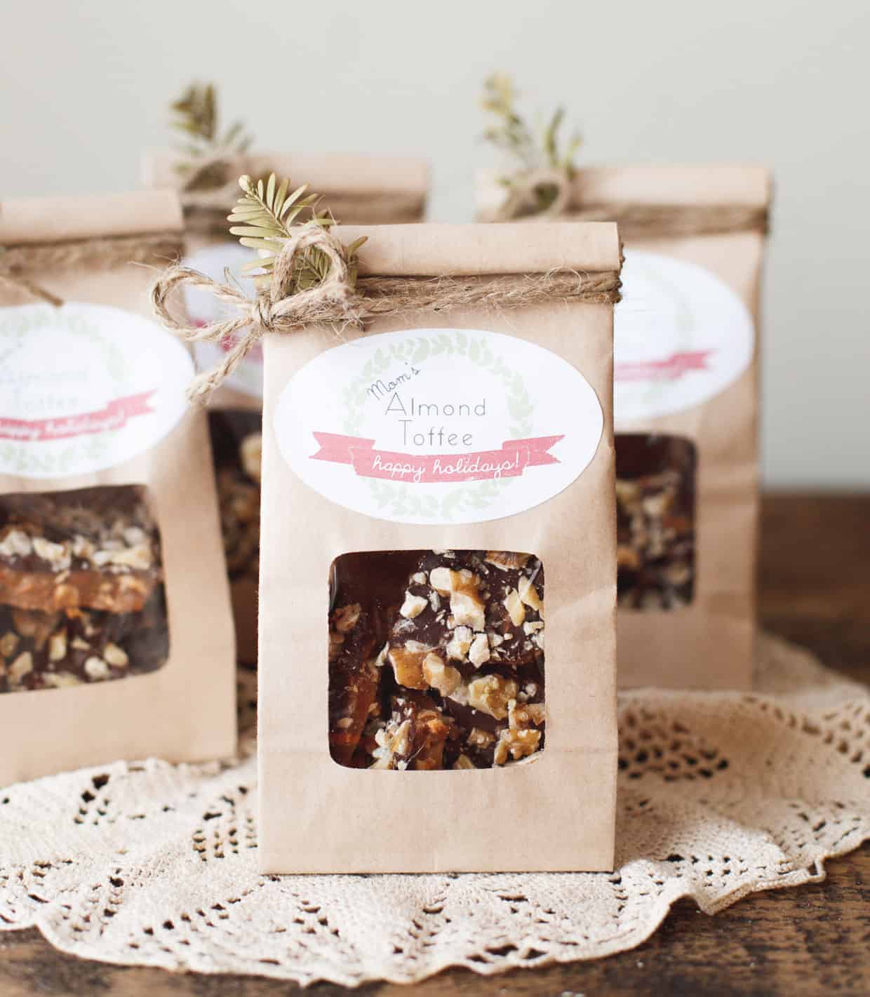 DIY Gift: Chocolate Almond English Toffee