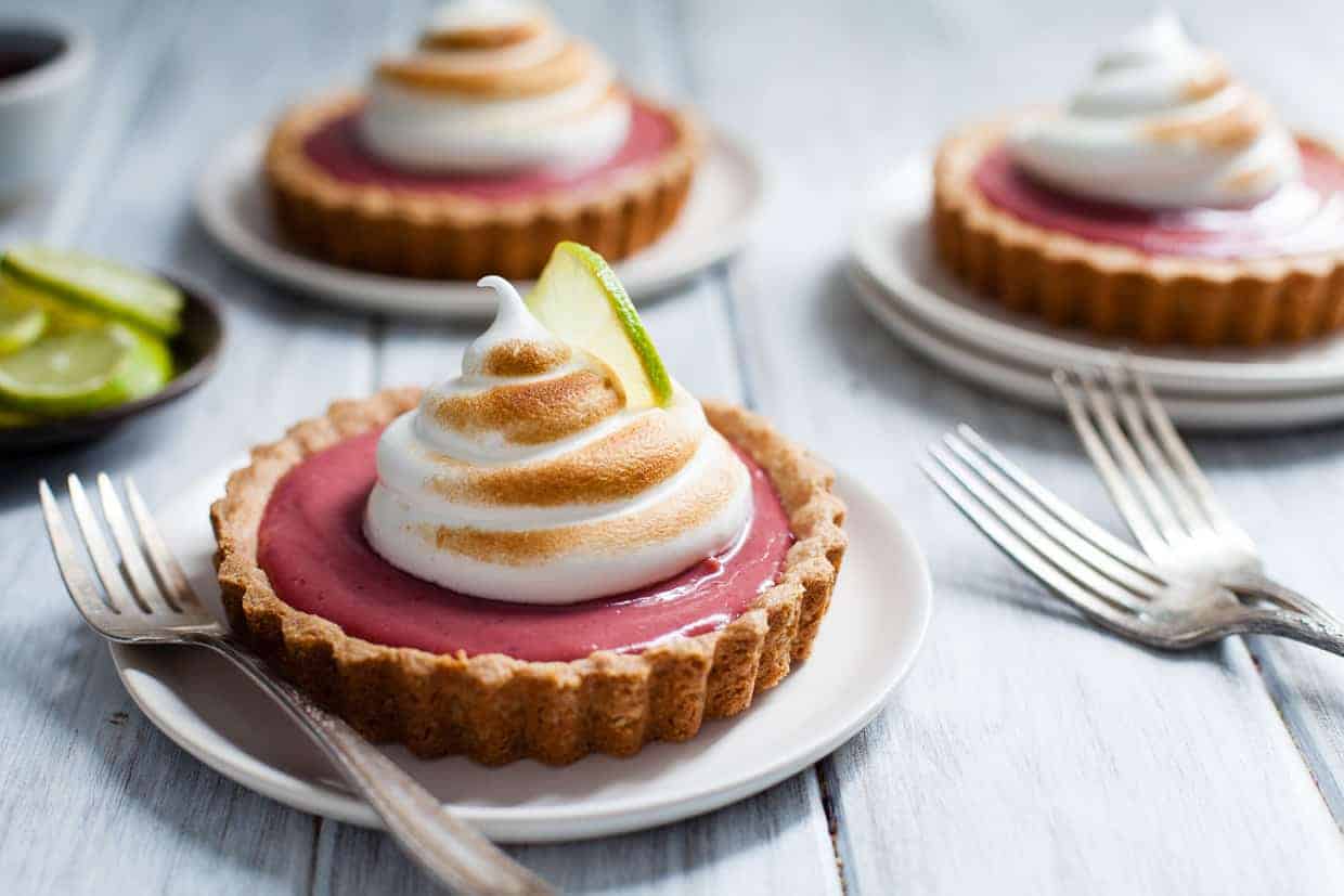 Hibiscus Strawberry Curd Tart with Toasted Meringue {gluten-free} | Snixy Kitchen