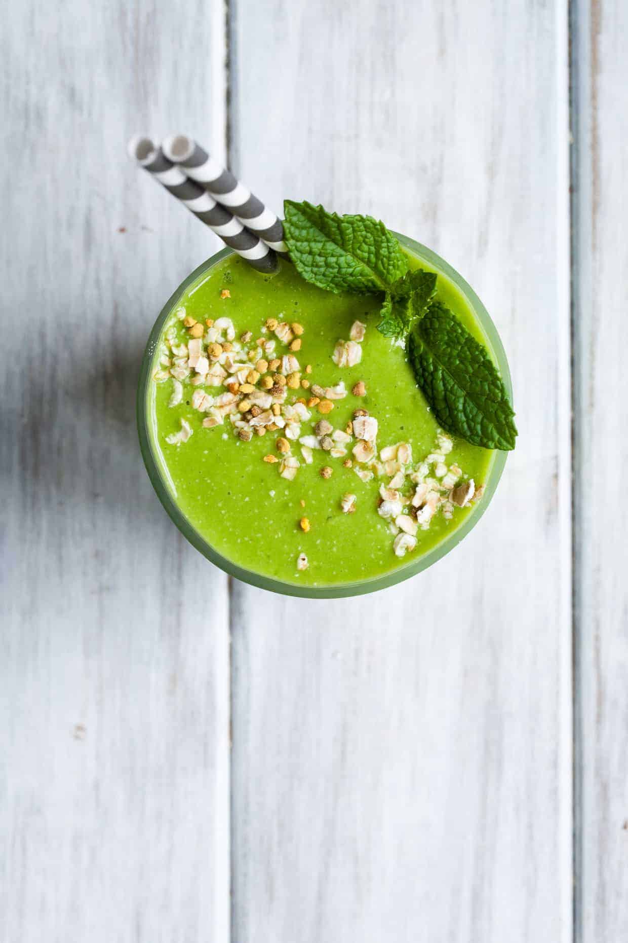 Sweet Zing Ginger Oatmeal Green Smoothie