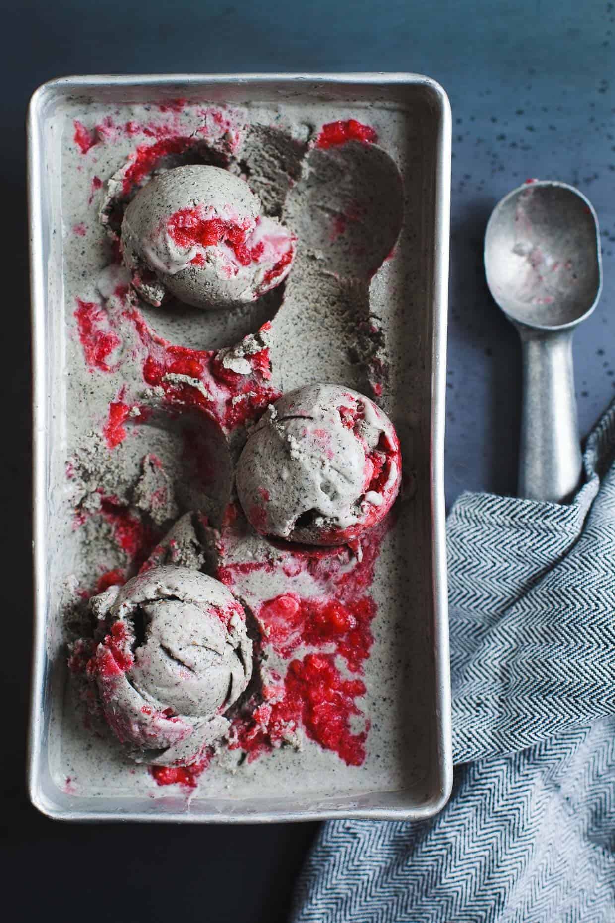 Vegan Coconut Black Sesame-Ice Cream with Strawberry Swirl