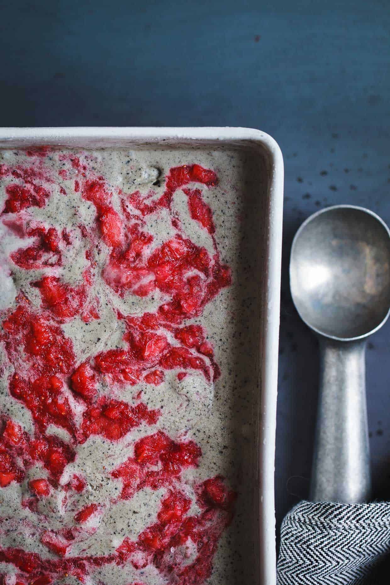 Vegan Coconut Black Sesame-Ice Cream with Strawberry Swirl