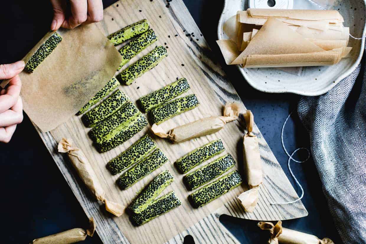 matcha-black-sesame-nougat-chews-5