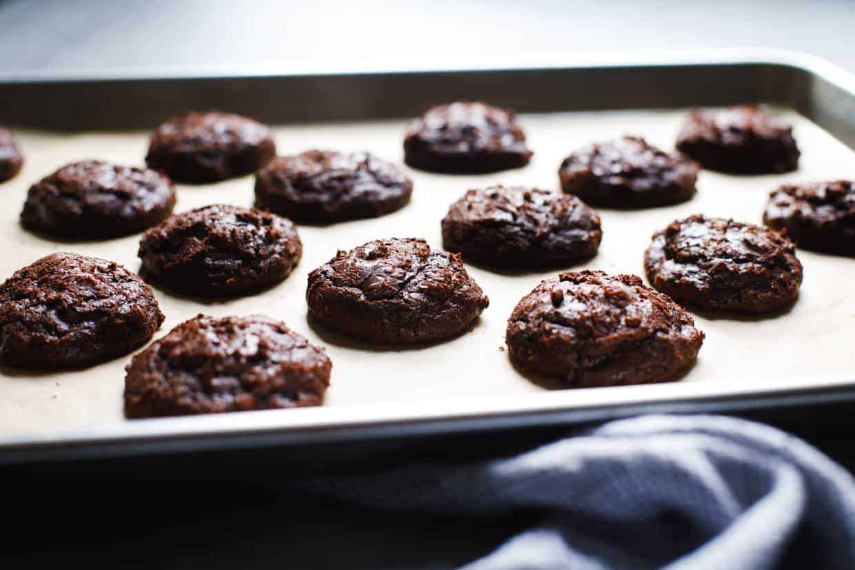 Flourless Peppermint Chocolate Marshmallow Cookies