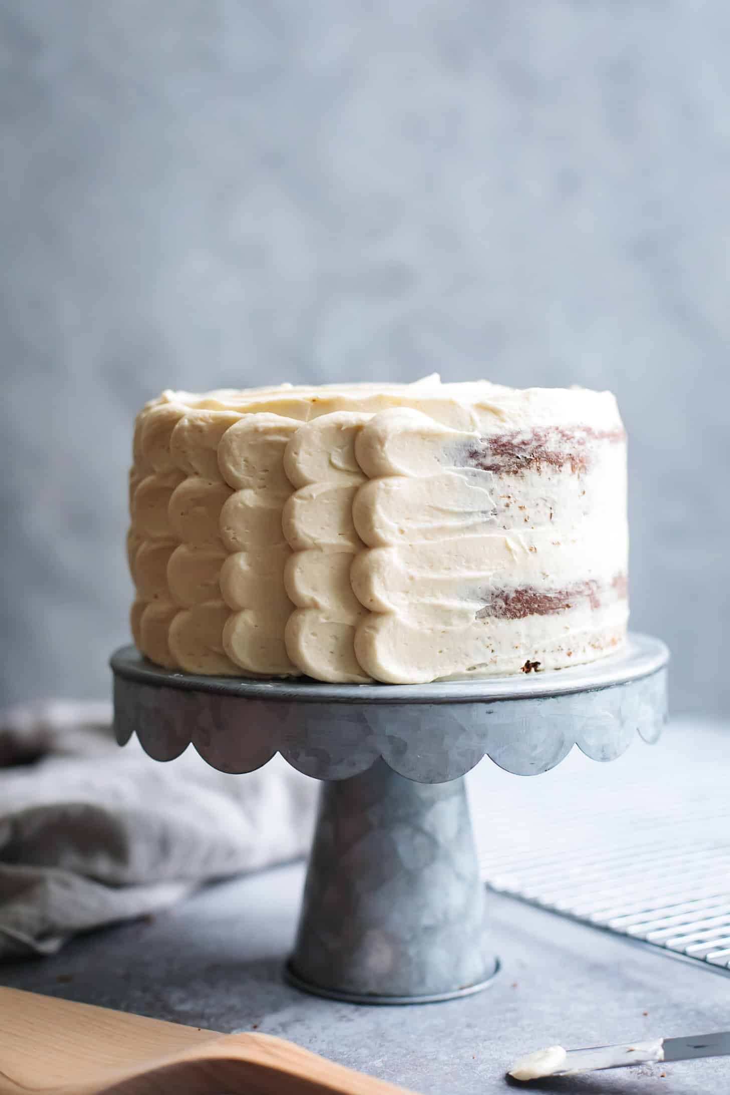 How to put scaled frosting on baby smash cake