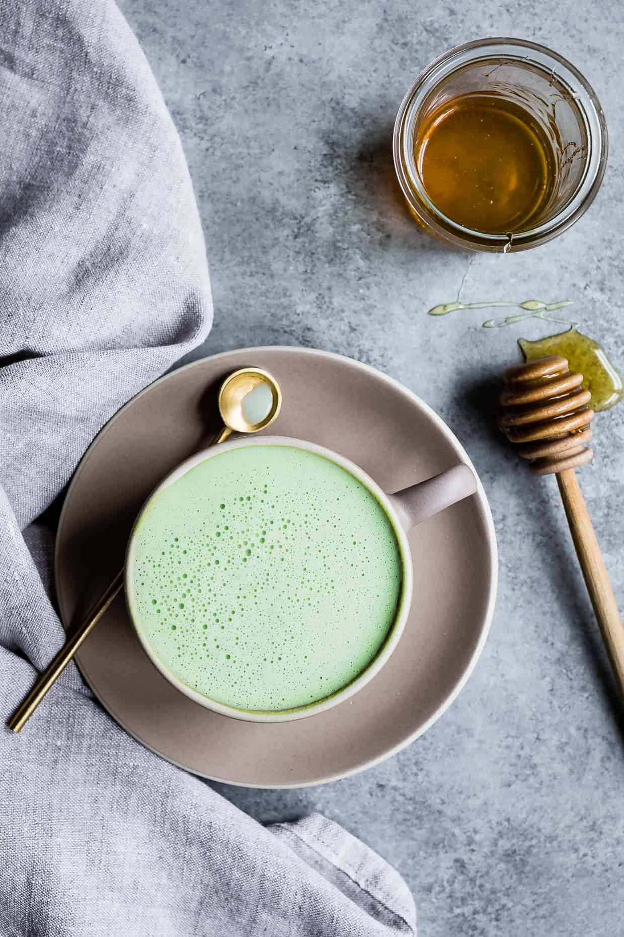 How to Make a Matcha Latte