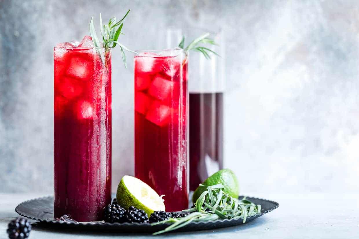 Blackberry Hibiscus Spritzer with Tarragon #mocktail #recipe #hibiscus