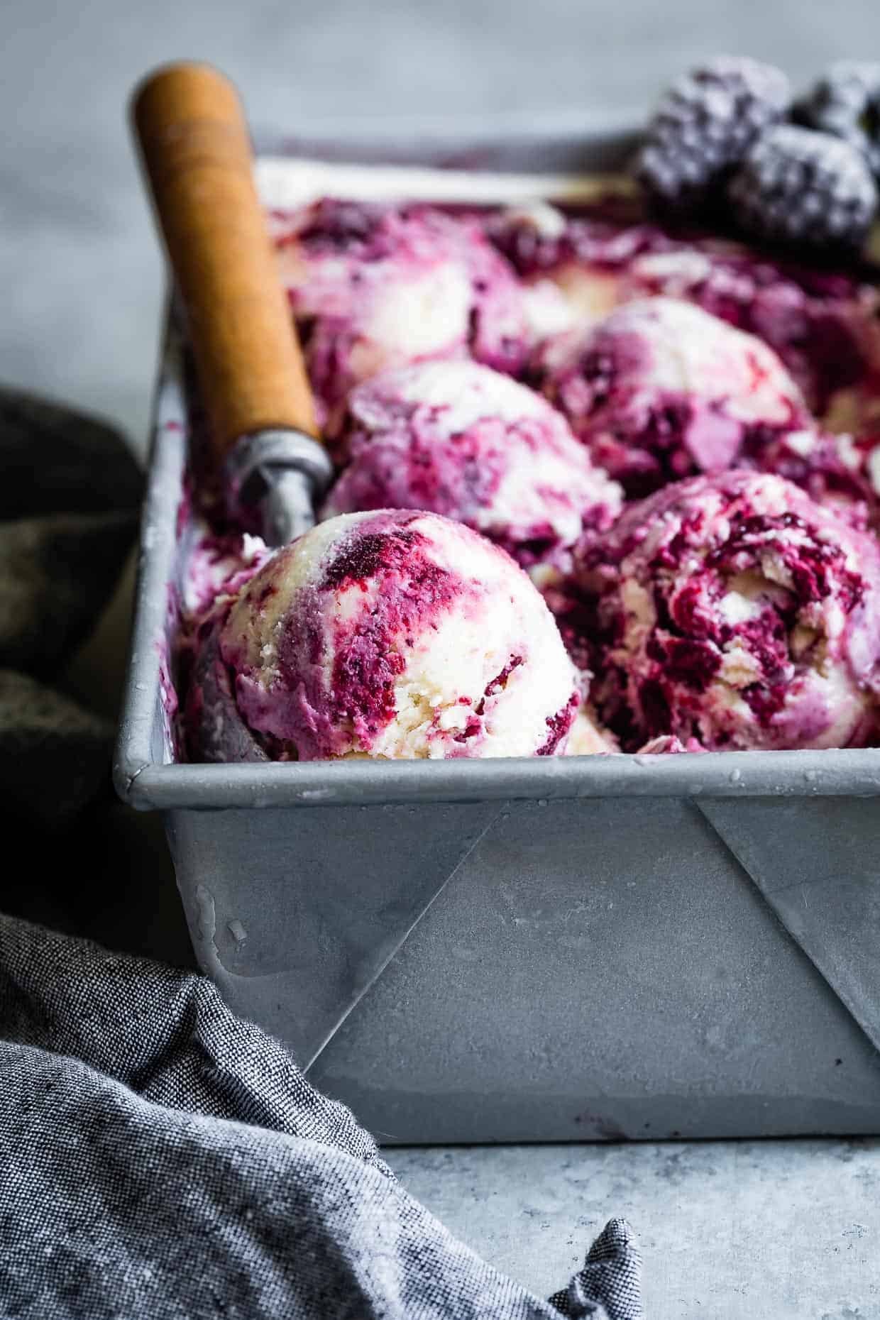 Chamomile Blackberry Ice Cream Recipe