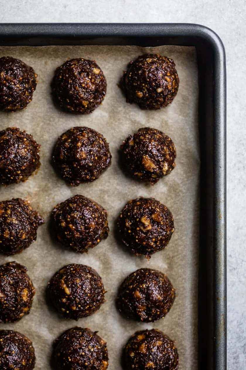 Dark Chocolate Honey Fig Walnut Truffles Snixy Kitchen