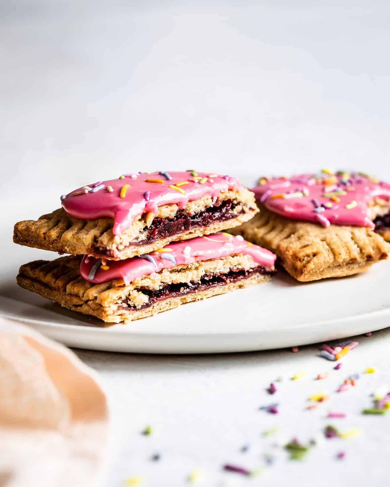 Homemade Strawberry Pop Tarts