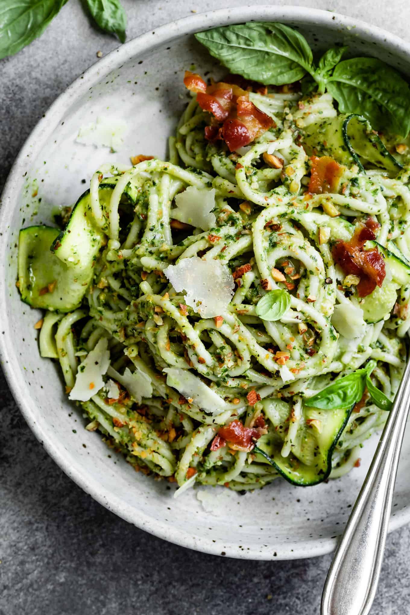 Zucchini Pesto Pasta with Roasted Almonds | Snixy Kitchen