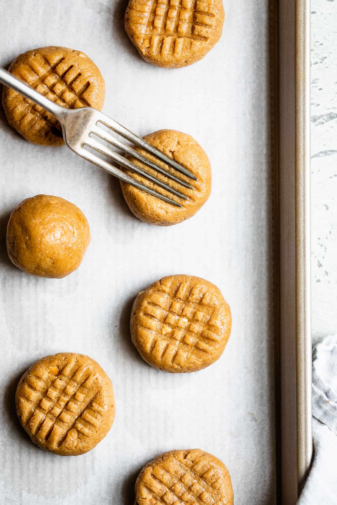 Peanut Butter Cookies Criss Cross Pattern