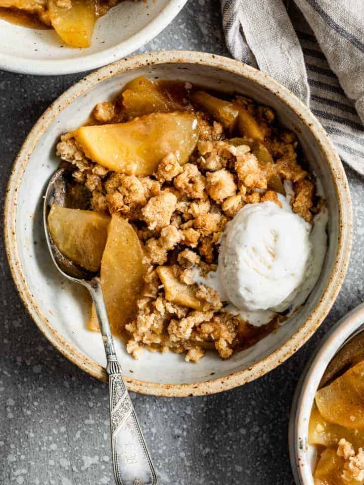 How to Make Gluten-Free Apple Crisp