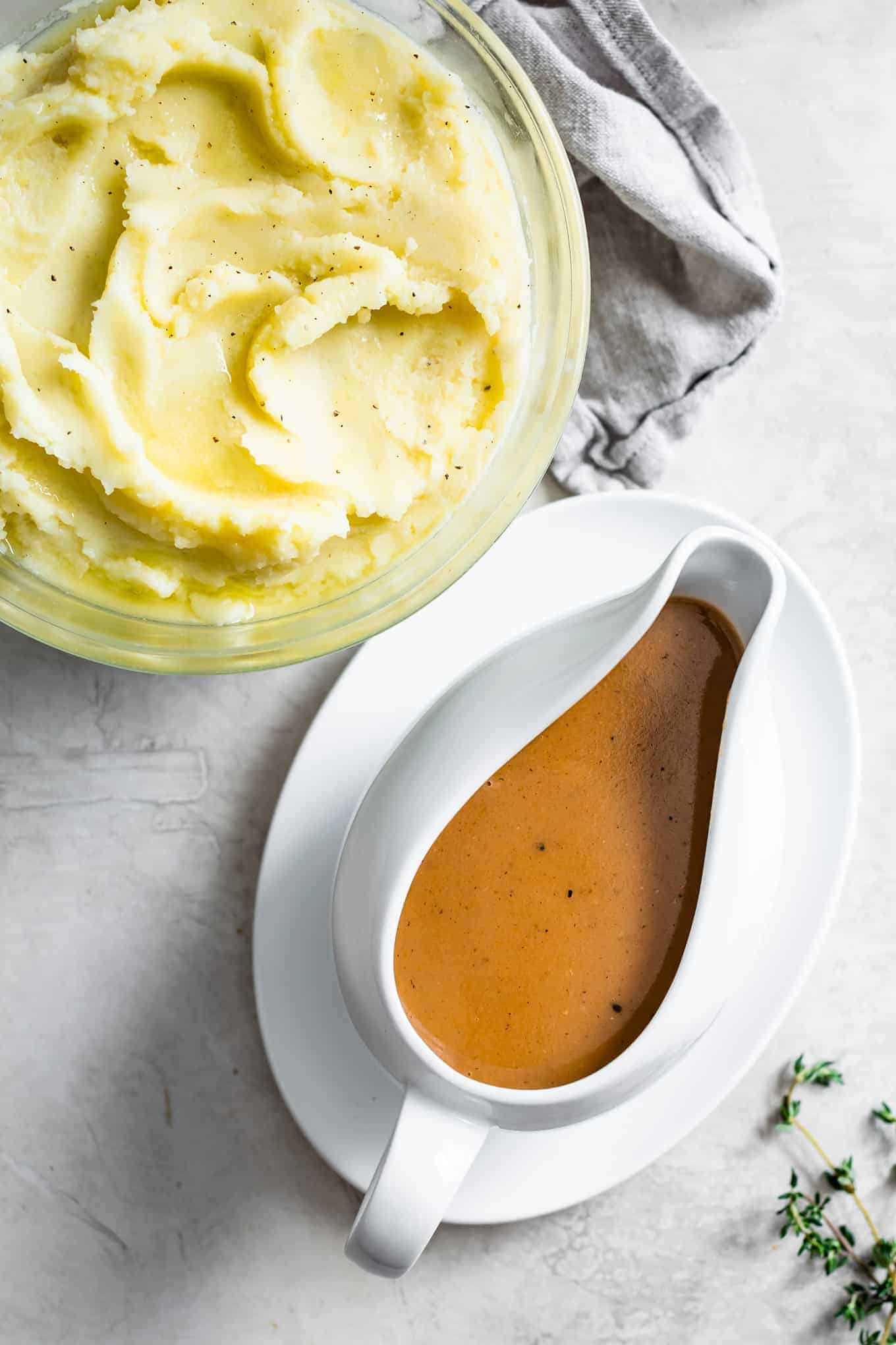 Make-Ahead Gluten-Free Turkey Gravy