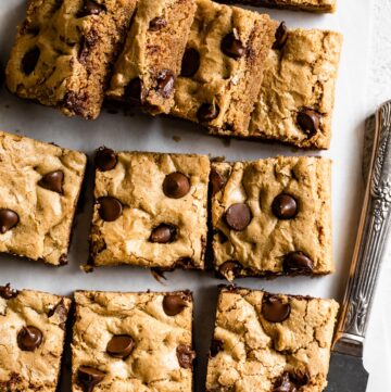 Chewy Gluten-Free Almond Flour Blondies