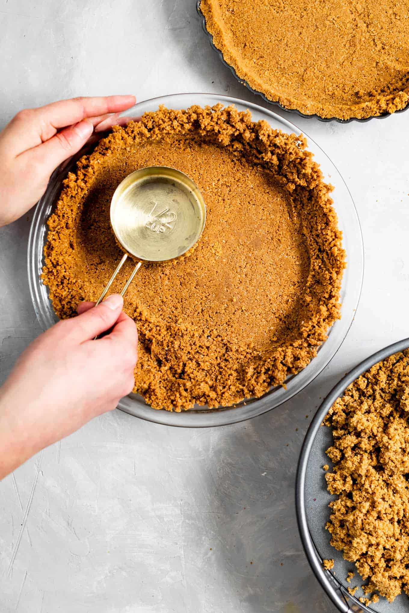 How to Press a Graham Cracker Crust