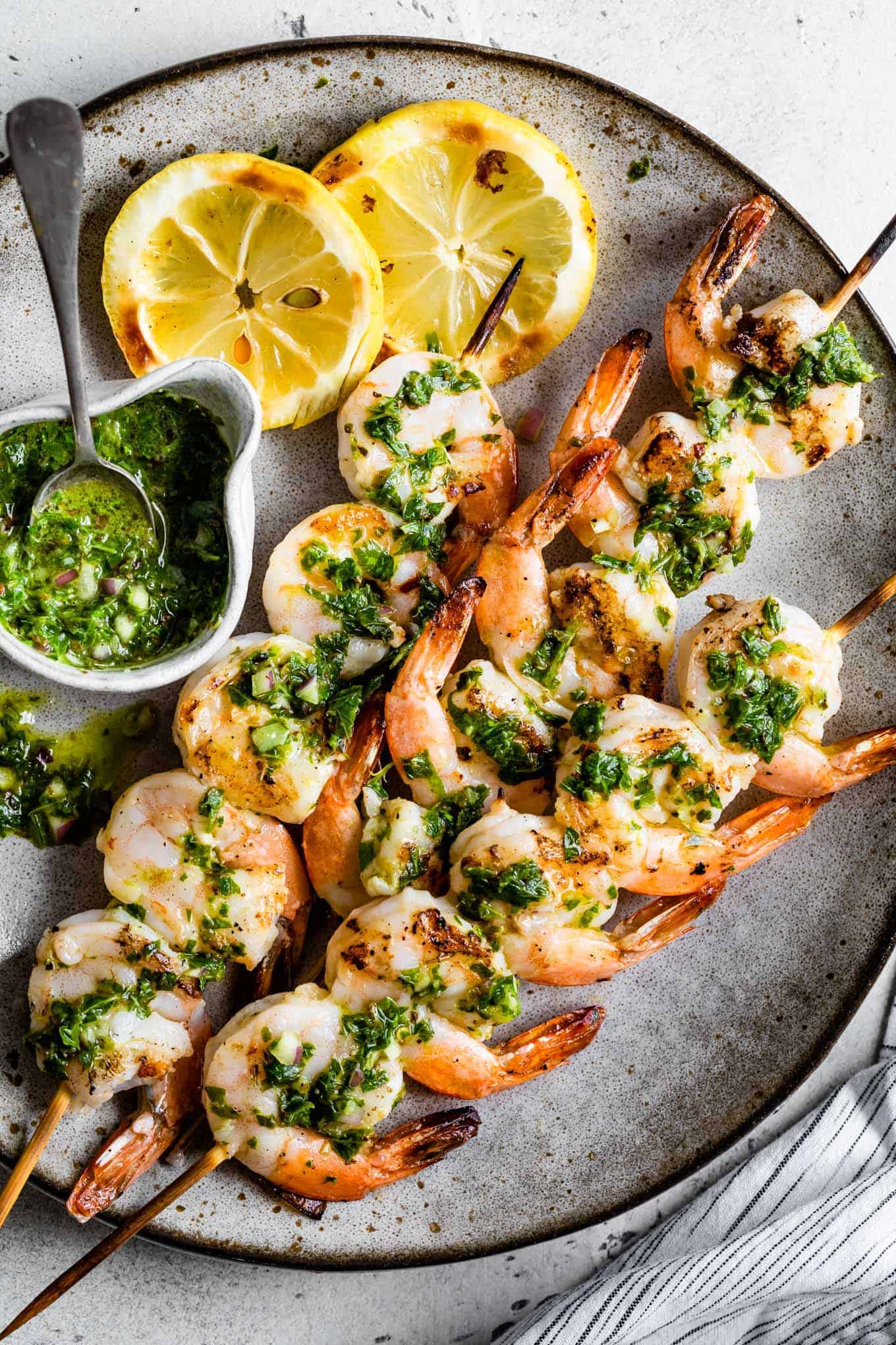 How to grill shrimp skewers