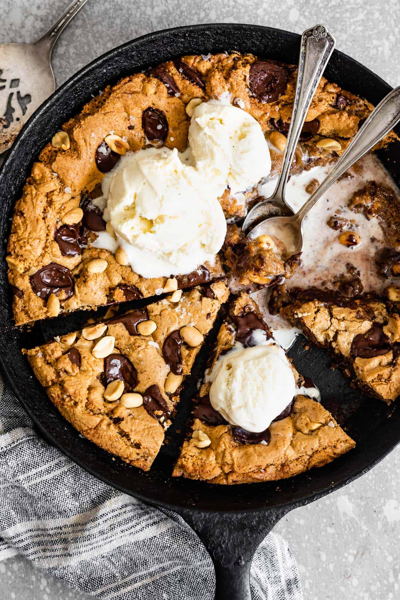 How to Serve Gluten-Free Pizookie