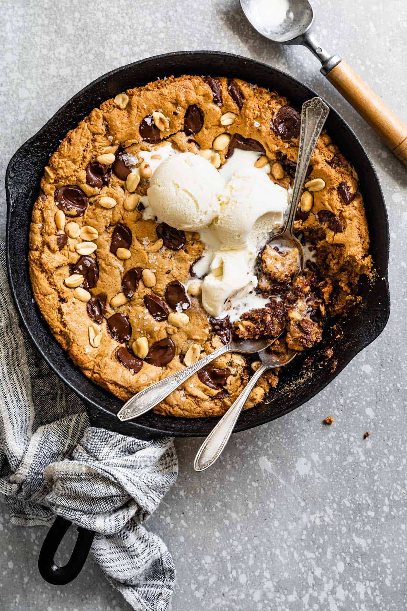 Easy Pizookie Recipe - Ice Cream From Scratch