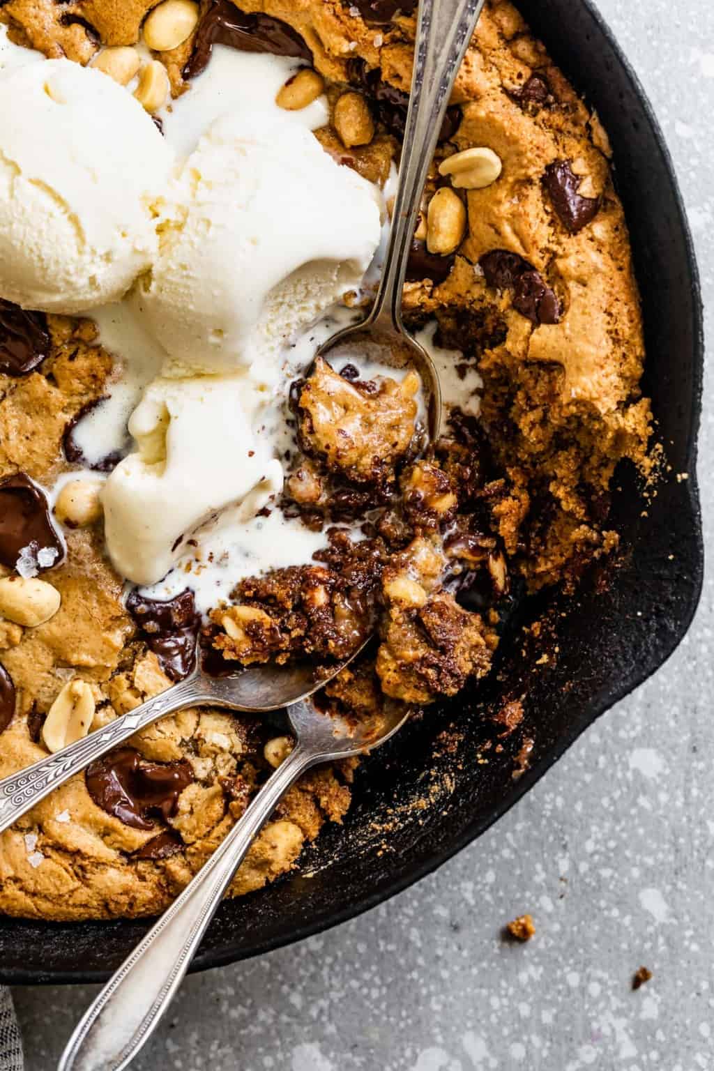 GlutenFree Skillet Cookie Pizookie Snixy Kitchen