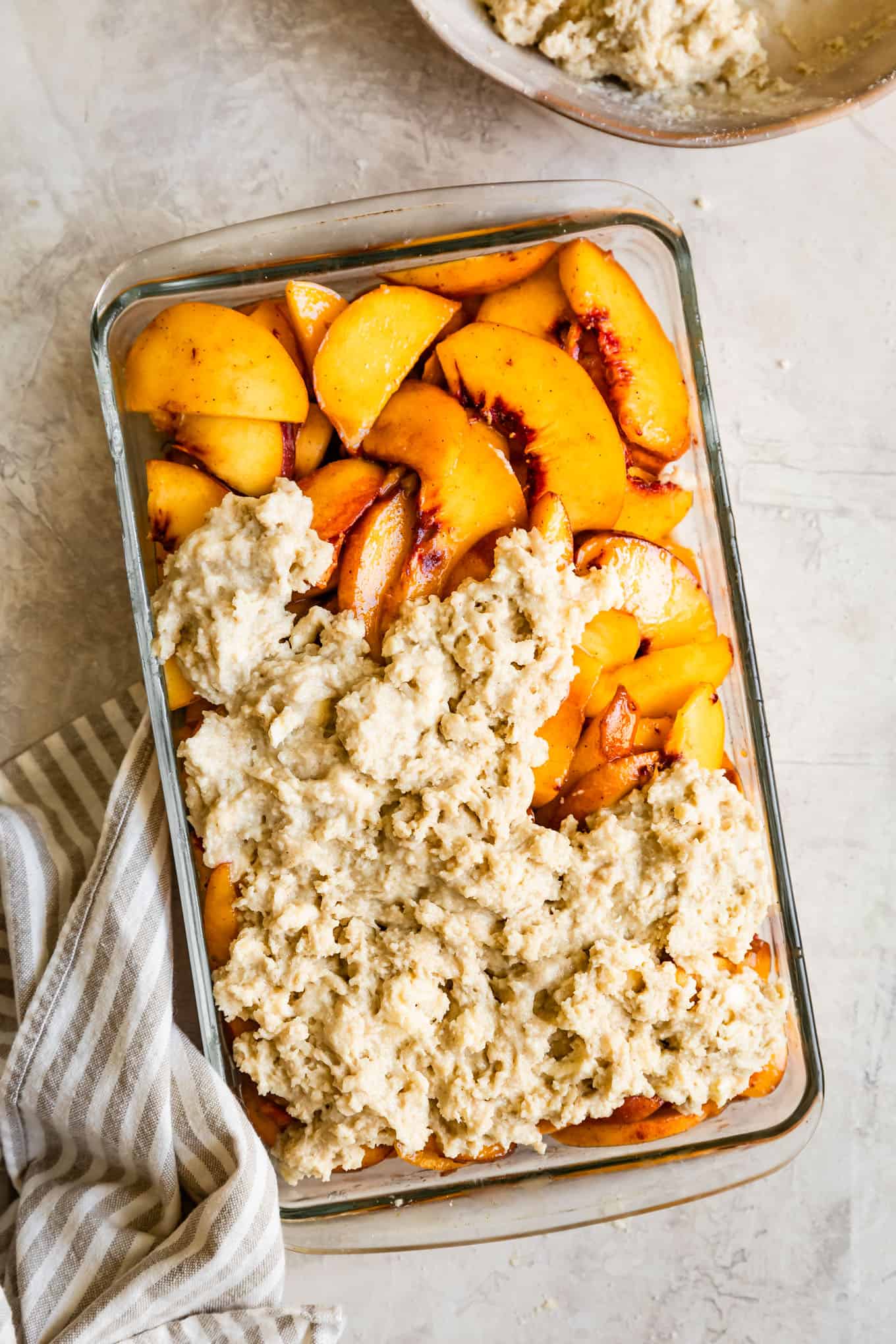 How to make gluten-free peach cobbler with almond flour