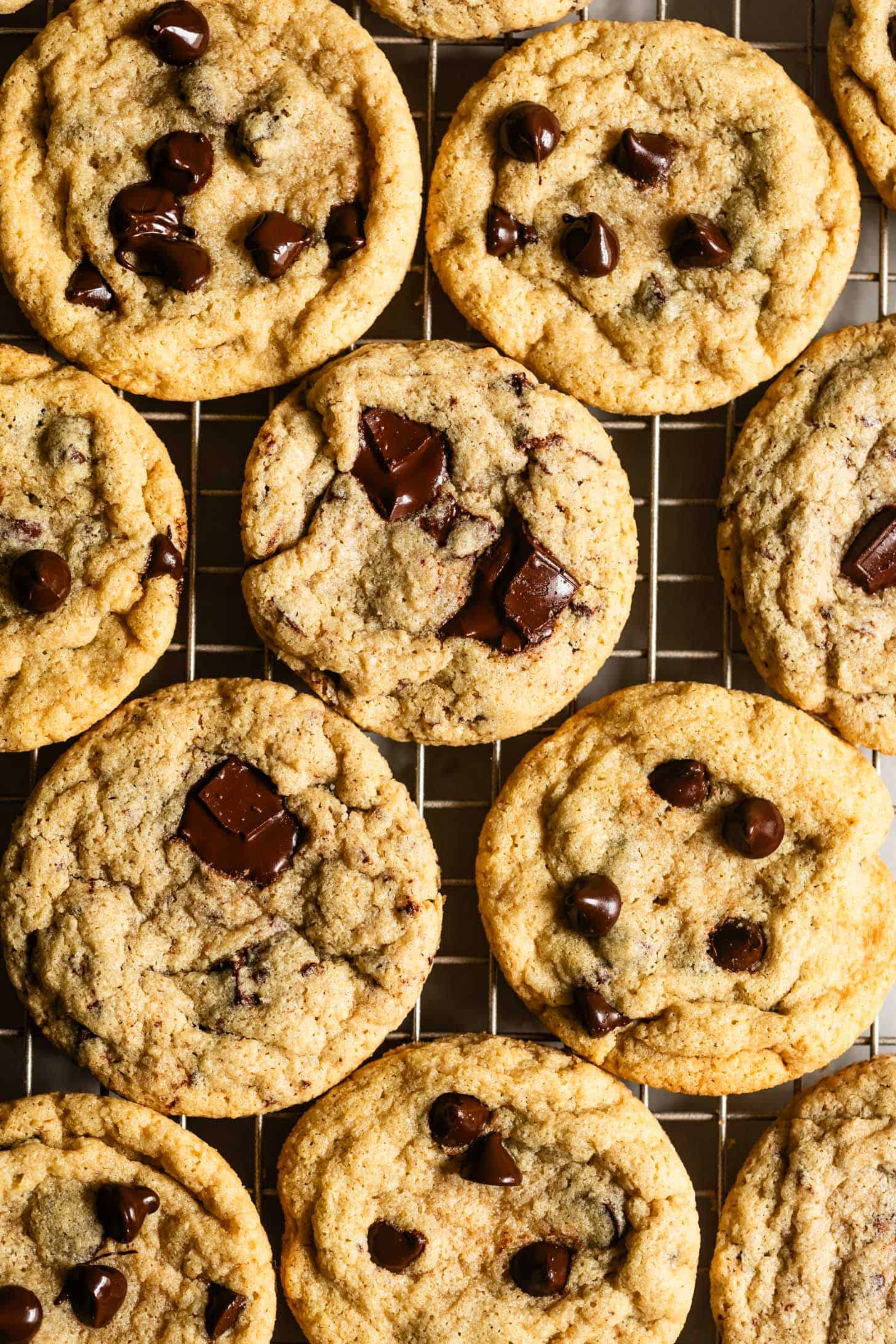 Almond Flour Chocolate Chip Cookies