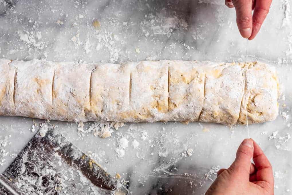 How to Cut Lemon Rolls