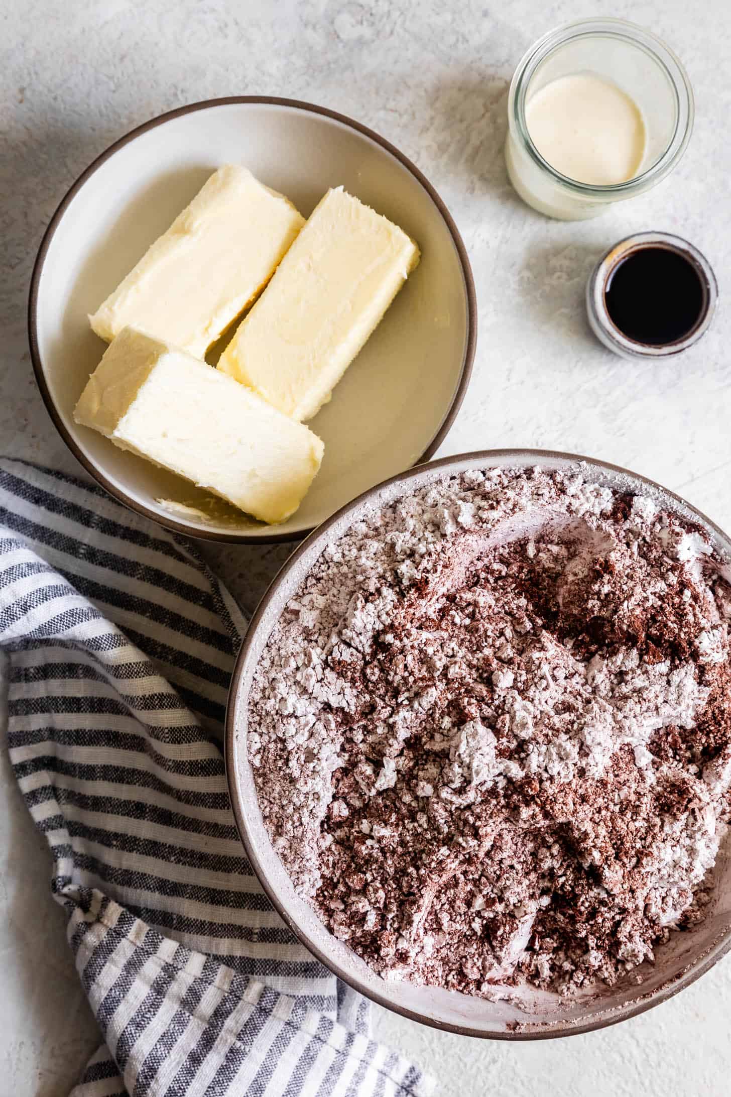 Chocolate Buttercream Frosting Ingredients