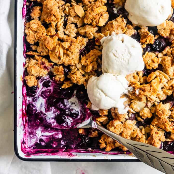 Gluten-Free Blueberry Crisp