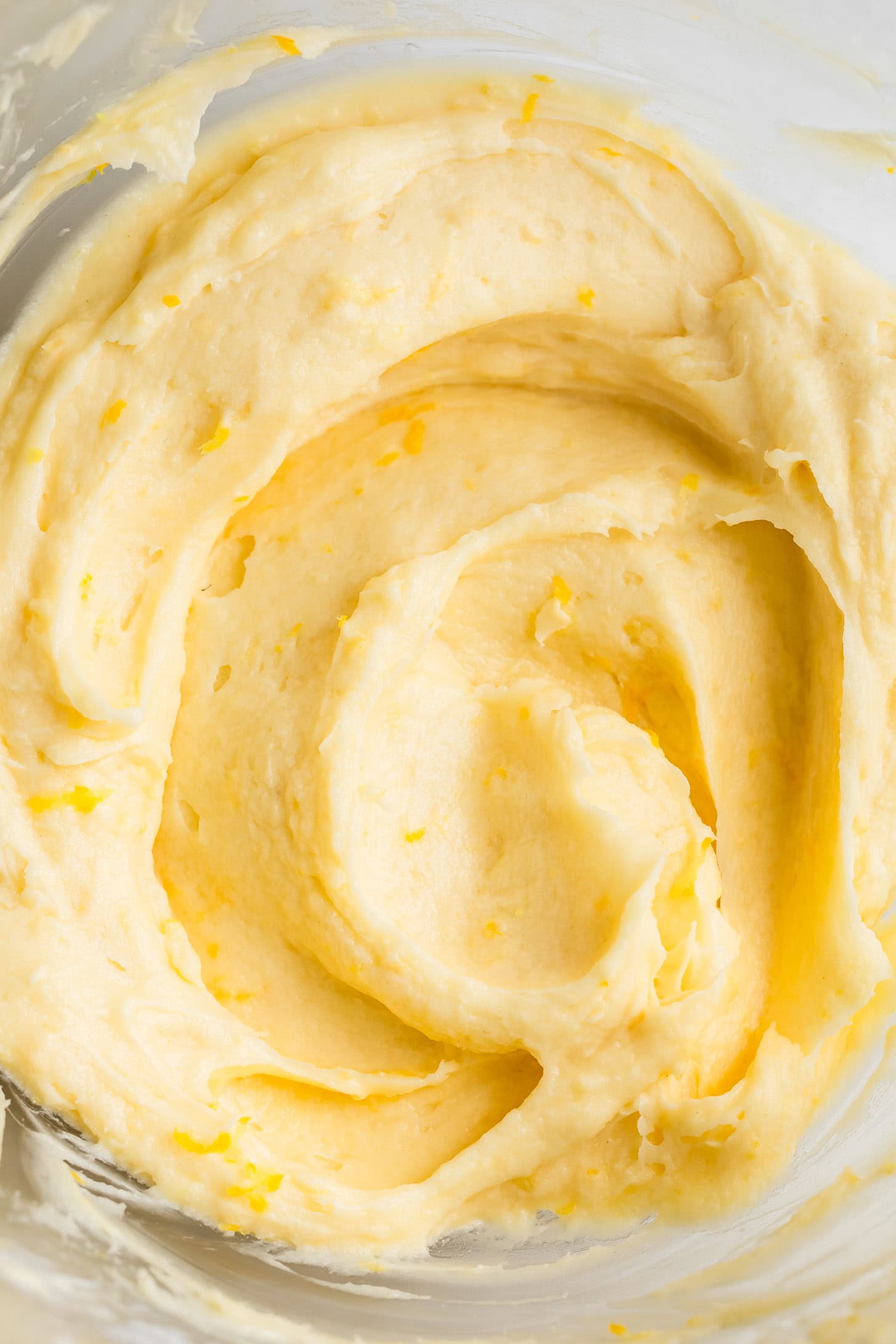 Swirls of Lemon Cream Cheese Frosting
