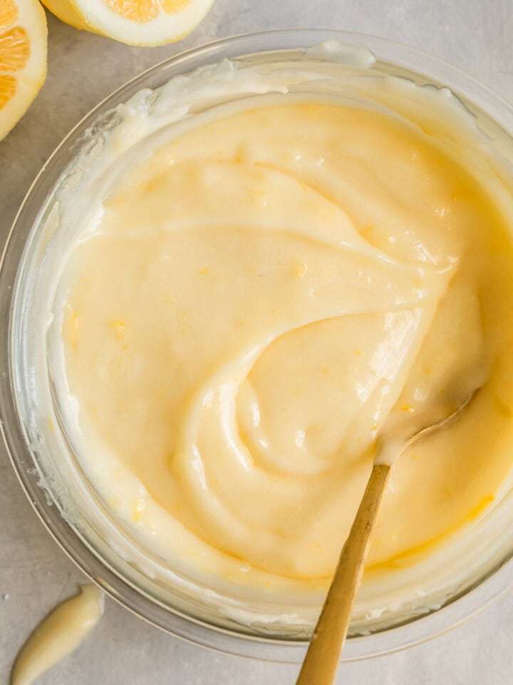 5-Minute Glossy Lemon Icing